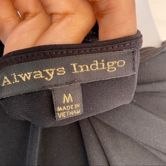 Black sleeveless blouse Size Medium - Picture 7 of 10